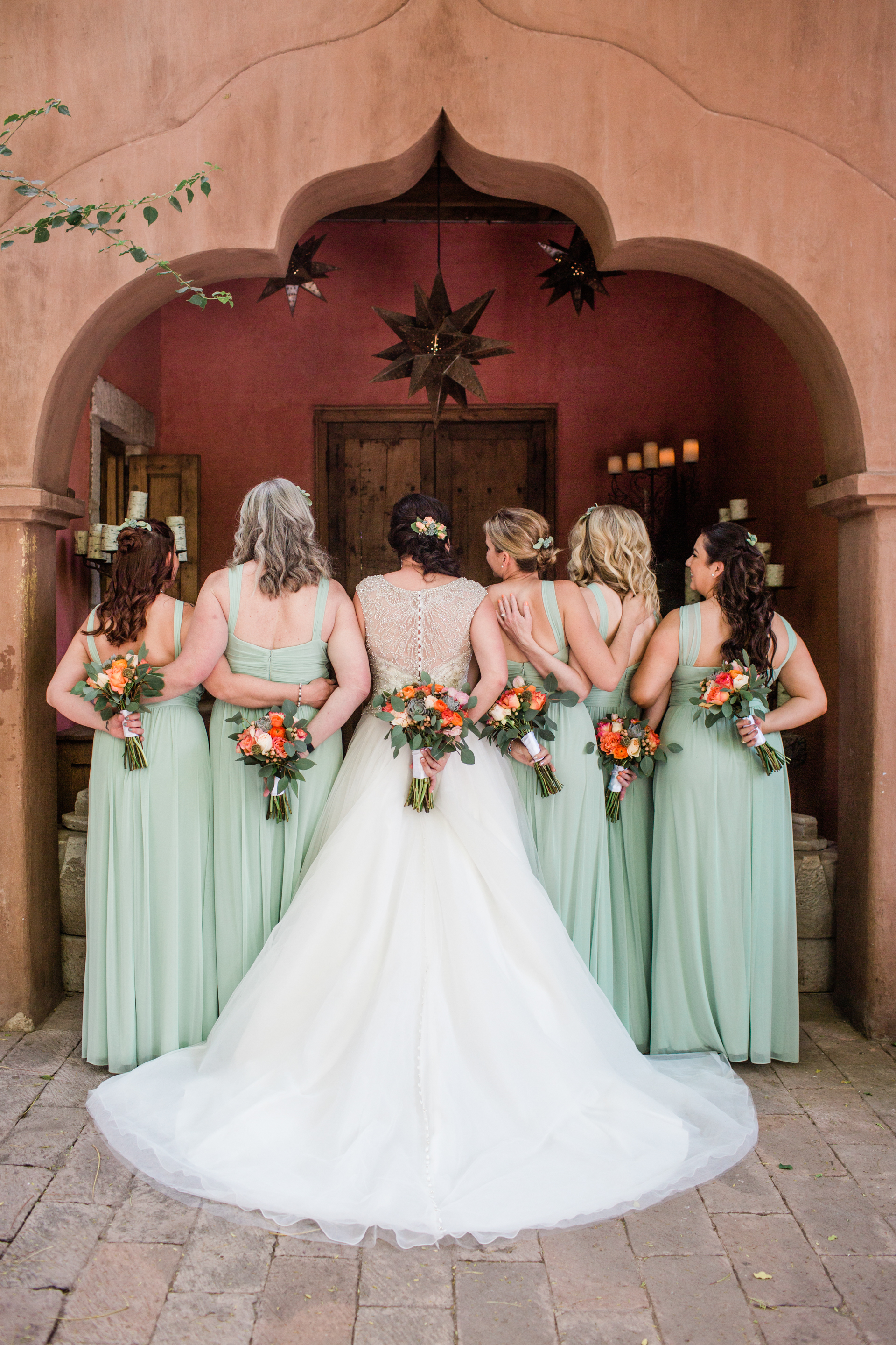 bridesmaids-dresses-archway-boojum-tree-wedding
